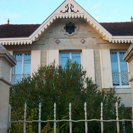 Domaine De Monein Bed and Breakfast Saint-André-de-Cubzac Buitenkant foto